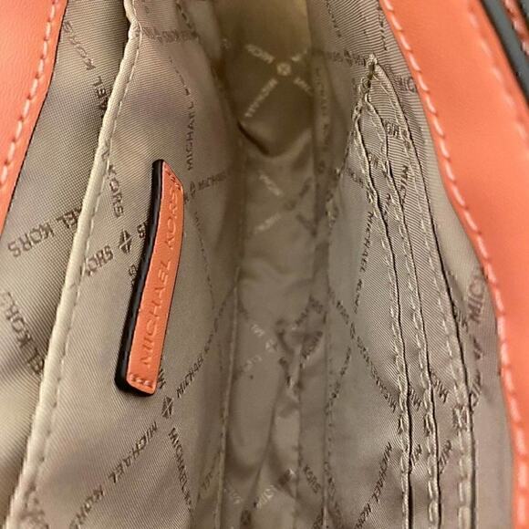 Michael Kors Purse Carmen Small Flap Crossbody bag Sherbert - Picture 9 of 12